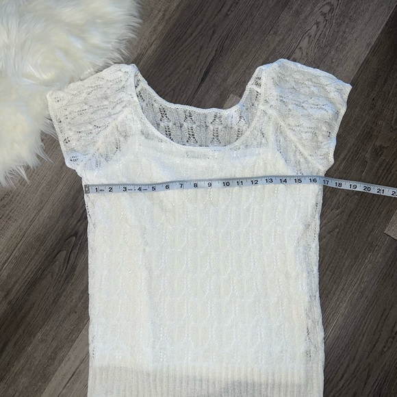 Gorgeous Coldwater Creek Crochet Knit Top & Tank Set - Picture 5 of 8